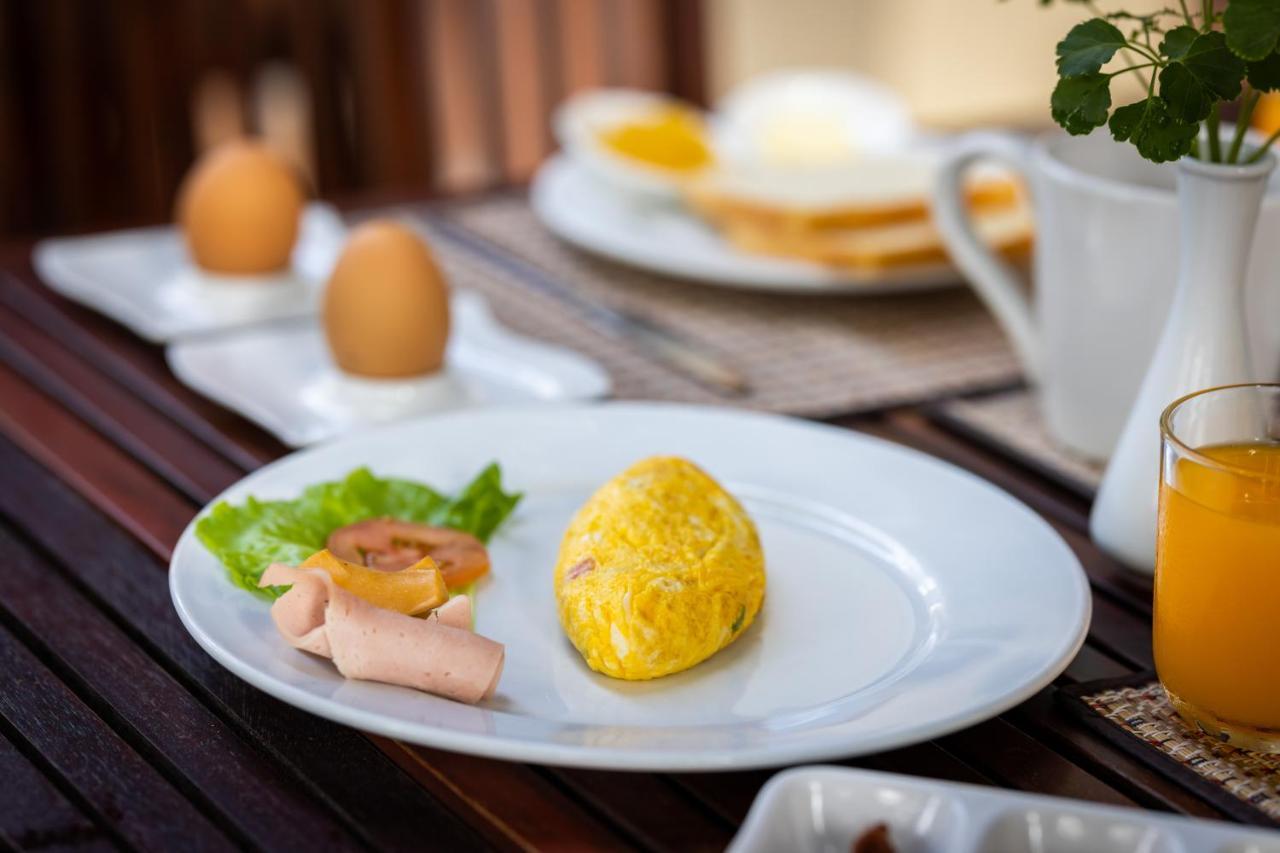 Sada Hotel Luang Prabang Esterno foto